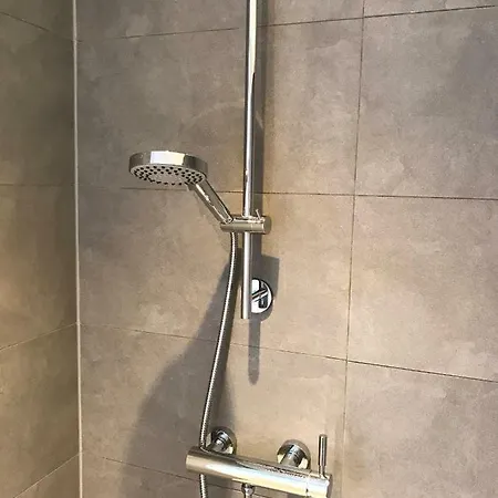 度假居 Anna With Sauna In *