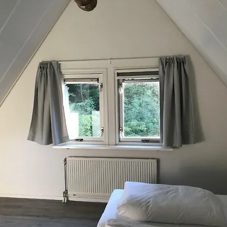 Anna With Sauna In 度假居