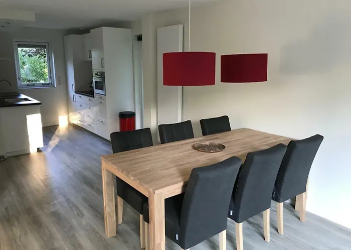 Сasa de vacaciones Anna With Sauna In *